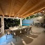 Kwatera prywatna Cotton House Pool & Garden *