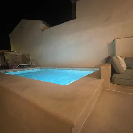 Homestay Cotton House