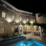 Cotton House Pool & Garden منزل للإقامة *