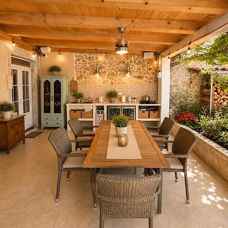 Cotton House Pool & Garden