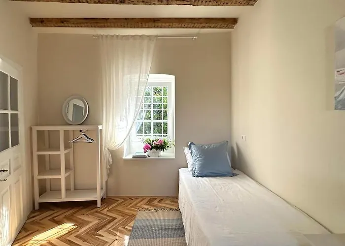 Privatunterkunft Cotton House