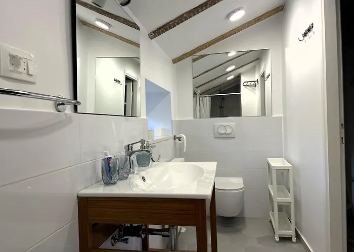 Privatunterkunft Cotton House Novi Vinodolski